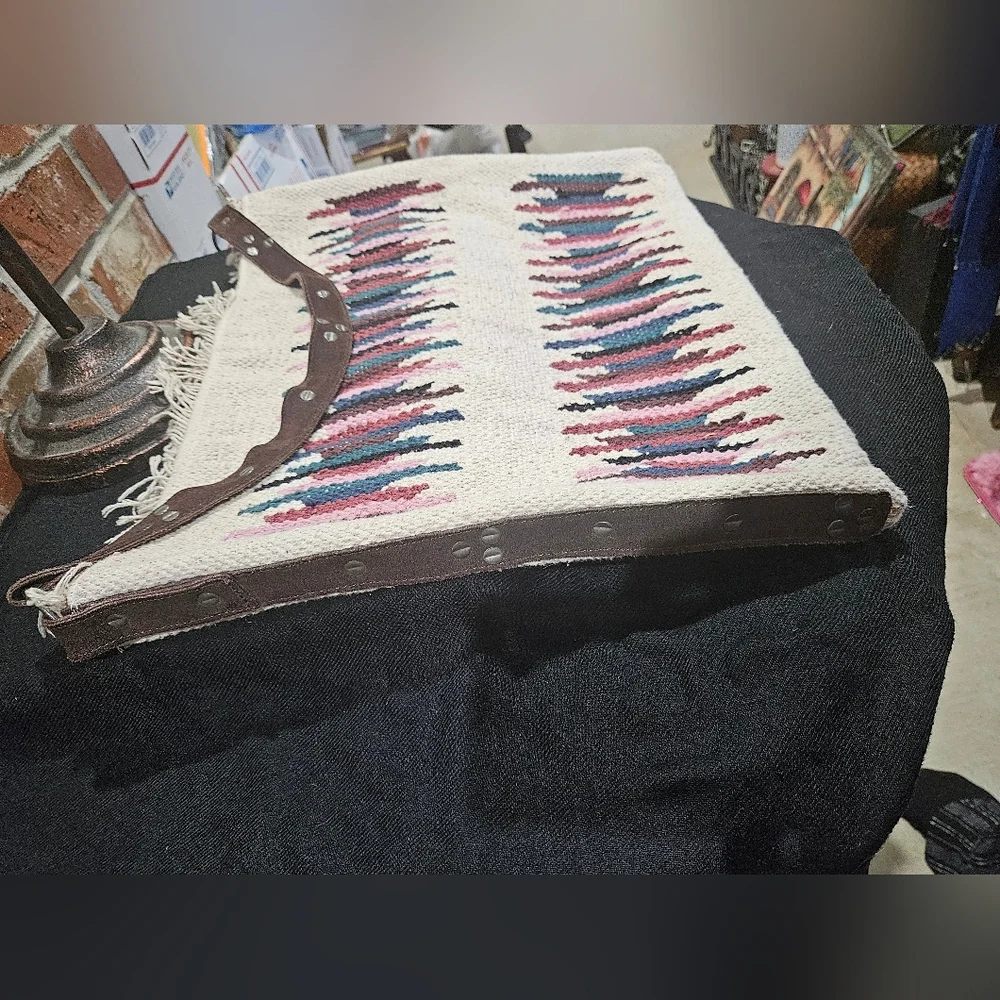 Free People hobo bag see last 2 pics for full description - Picture 5 of 9